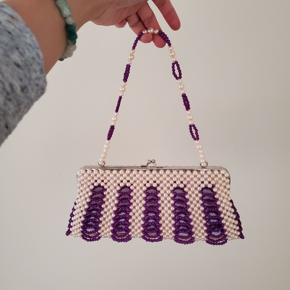 Purple and pearl white beaded purse - Picture 1 of 5